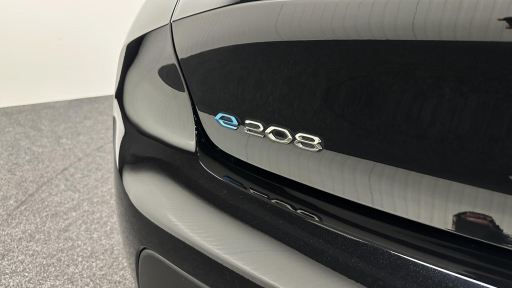 Peugeot e-208 (S225TK) met abonnement