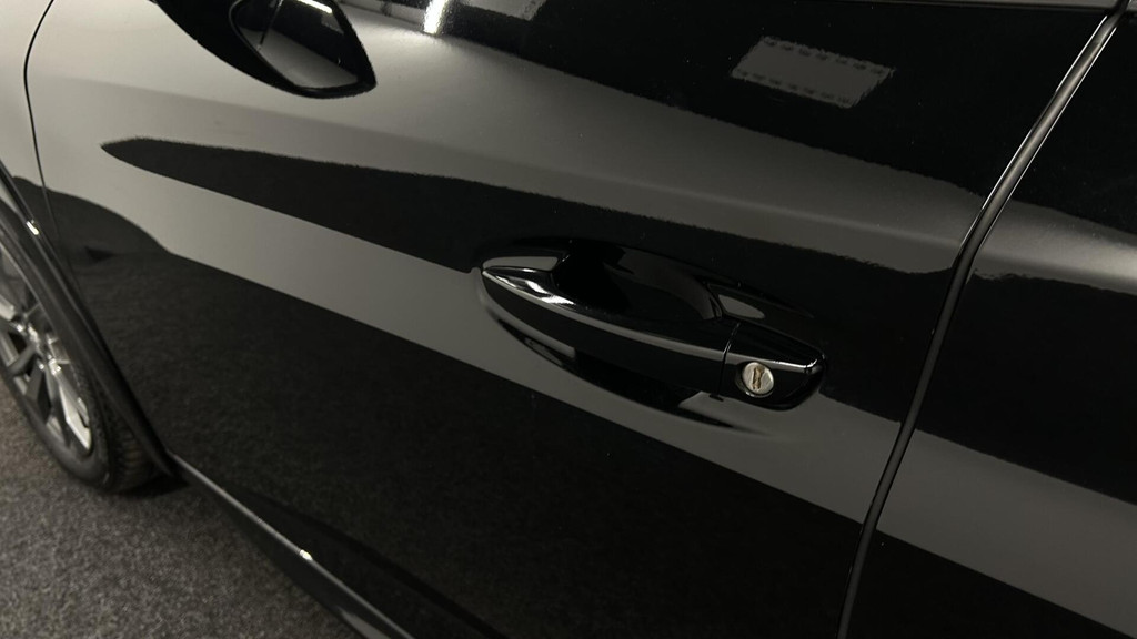 Peugeot e-208 (R214DZ) met abonnement