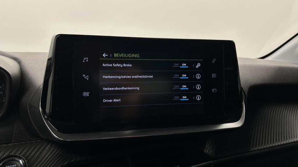 Peugeot e-208 (R214DZ) met abonnement