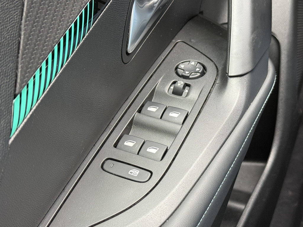 Peugeot e-2008 (K966SP) met abonnement