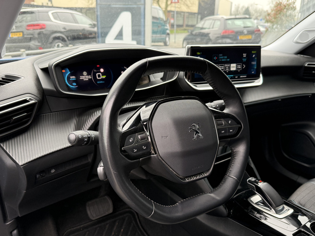 Peugeot e-2008 (K966SP) met abonnement