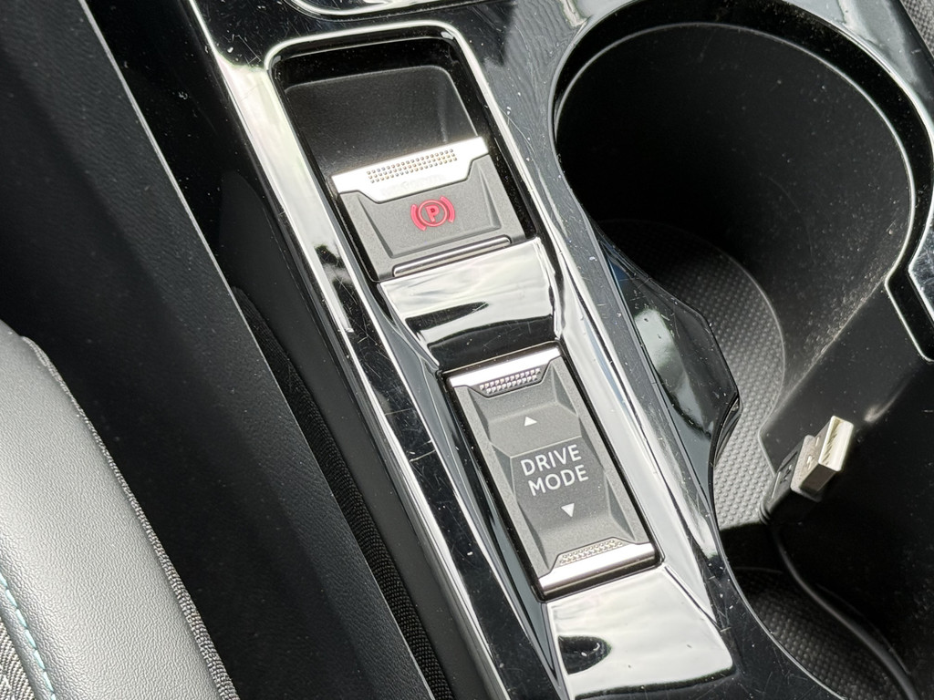Peugeot e-2008 (K966SP) met abonnement