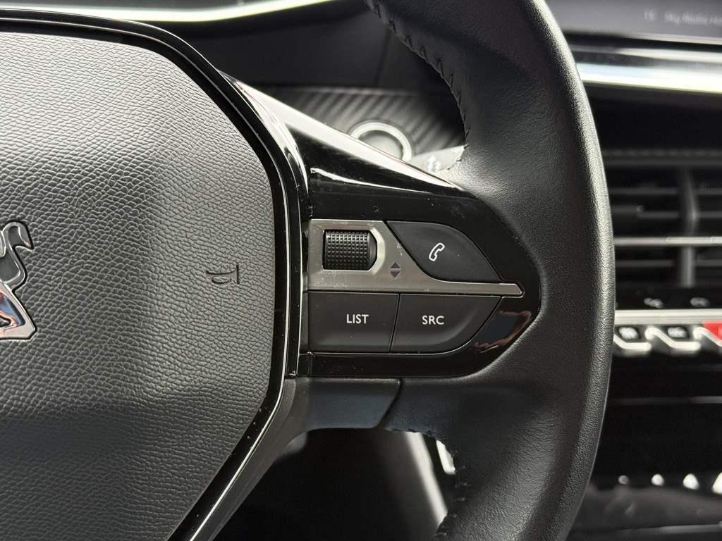 Peugeot e-2008 (K966SP) met abonnement