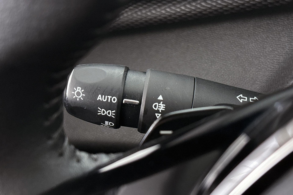 Peugeot 308 (GDX94X) met abonnement