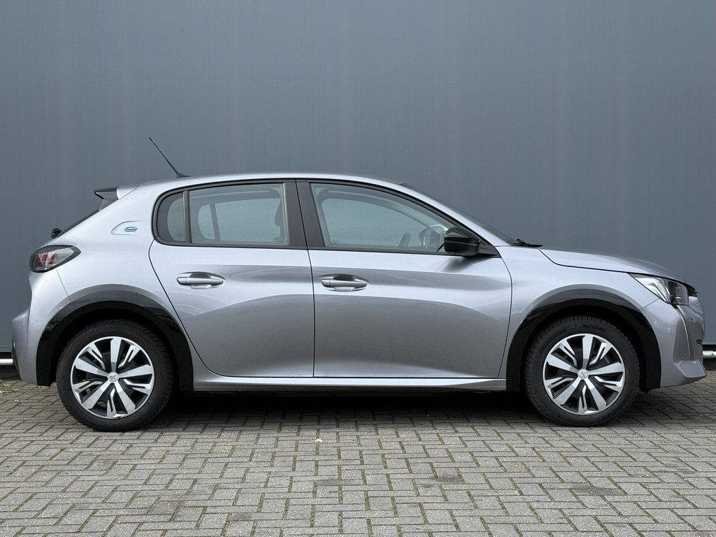 Peugeot e-208 (T477GX) met abonnement