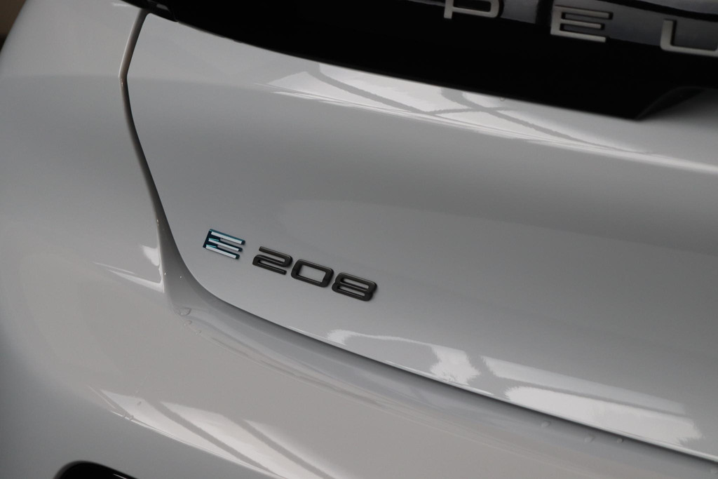 Peugeot e-208 (KBK15P) met abonnement