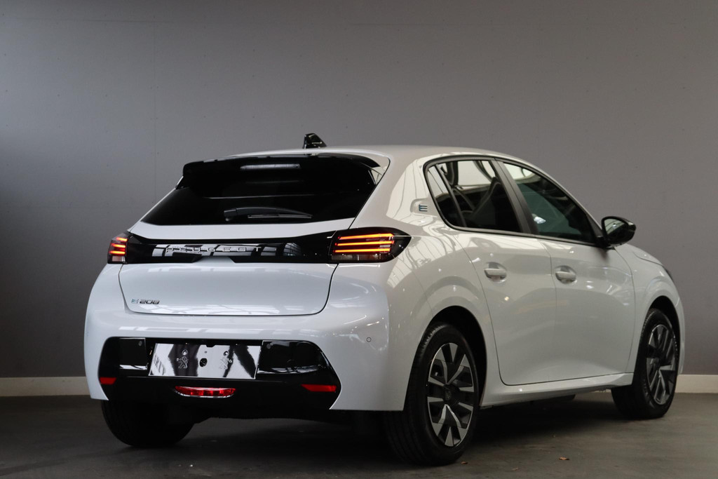 Peugeot e-208 (KBK15P) met abonnement