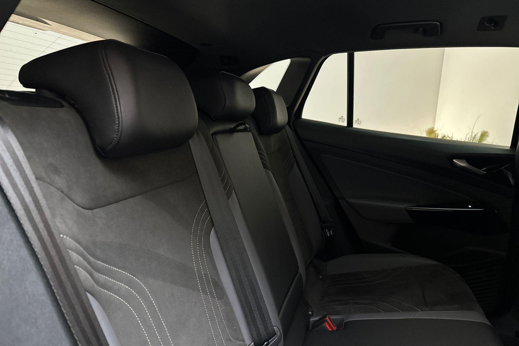 Volkswagen ID.4 (X842NG) met abonnement