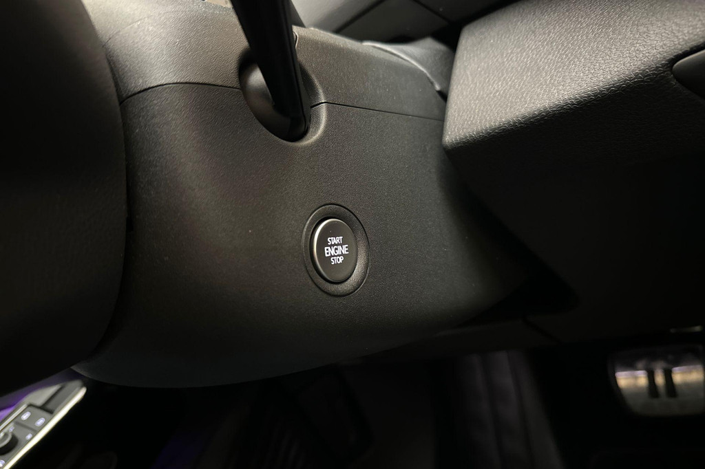 Volkswagen ID.4 (X842NG) met abonnement