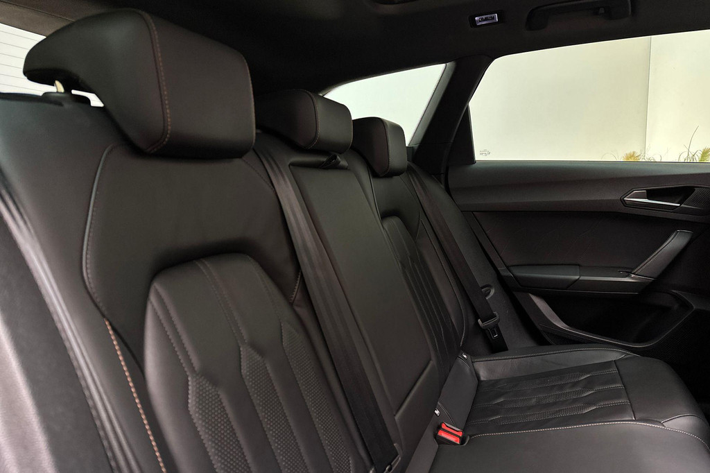 CUPRA Leon Sportstourer (KDP41G) met abonnement