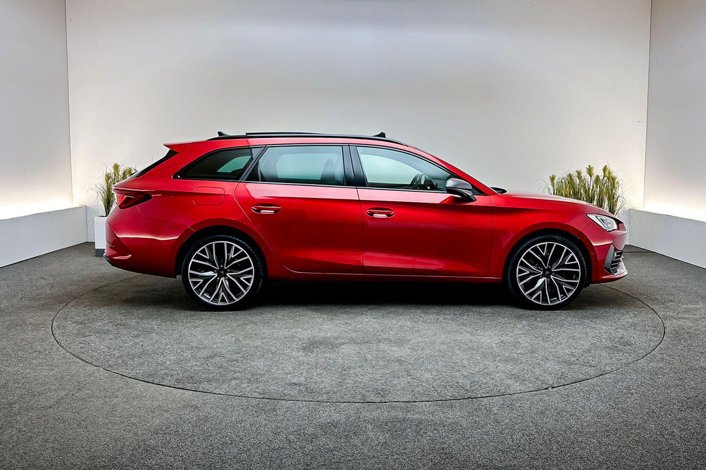 CUPRA Leon Sportstourer (KDP41G) met abonnement