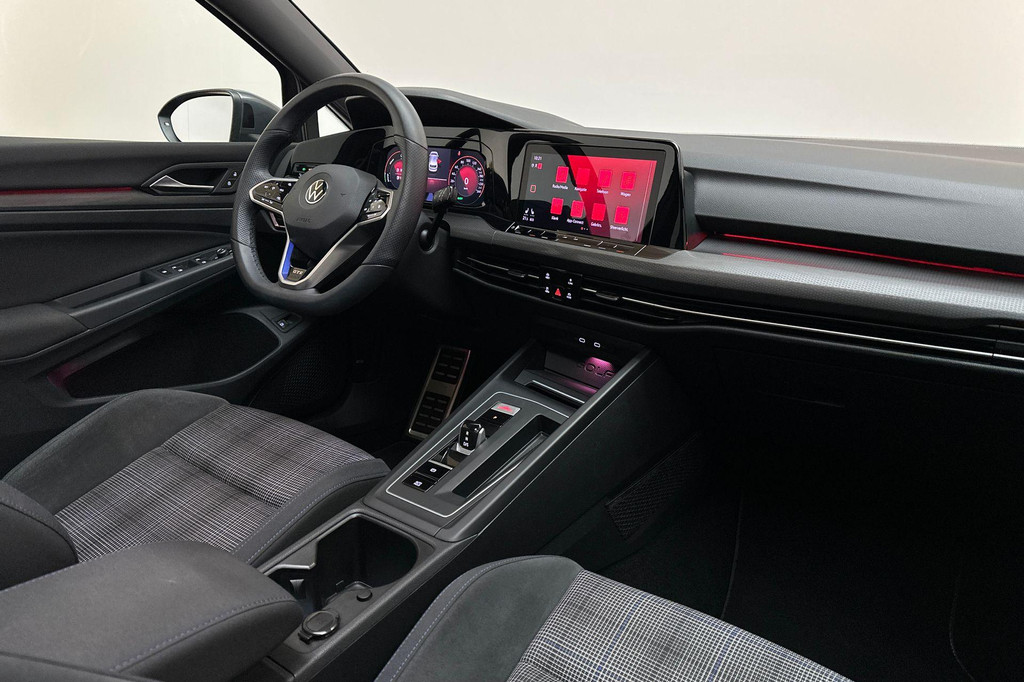 Volkswagen Golf GTE (KBV97B) met abonnement