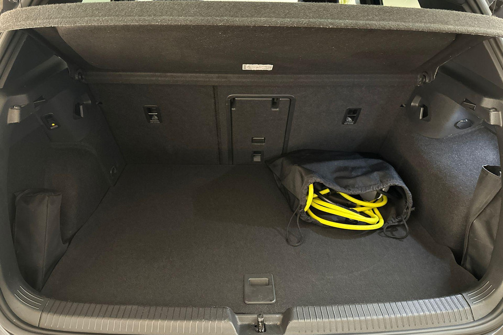 Volkswagen Golf GTE (KBV97B) met abonnement