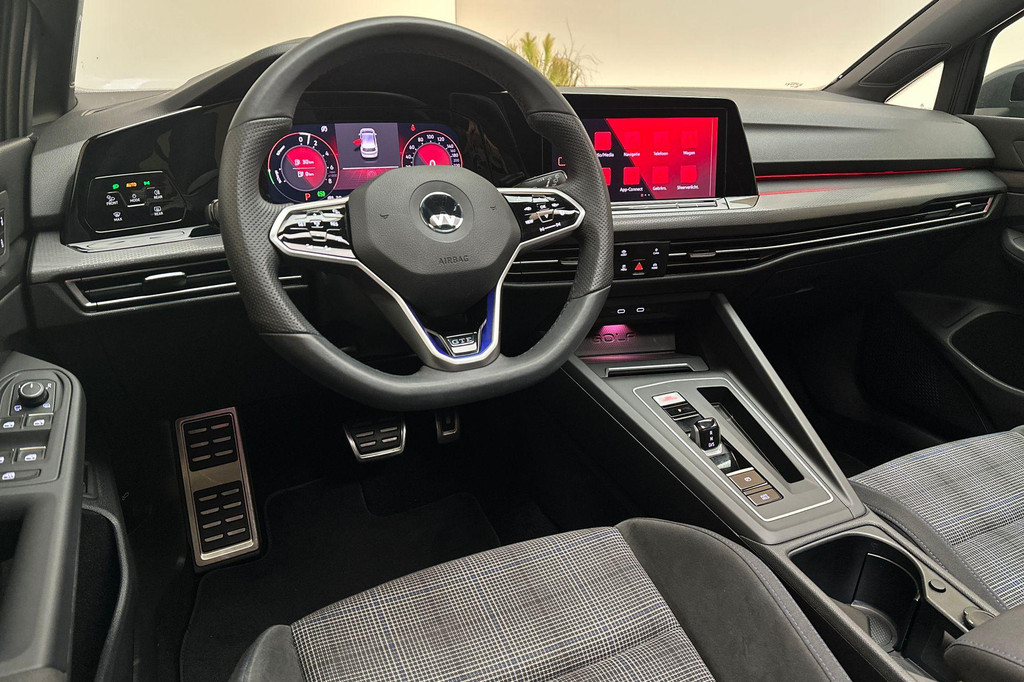 Volkswagen Golf GTE (KBV97B) met abonnement