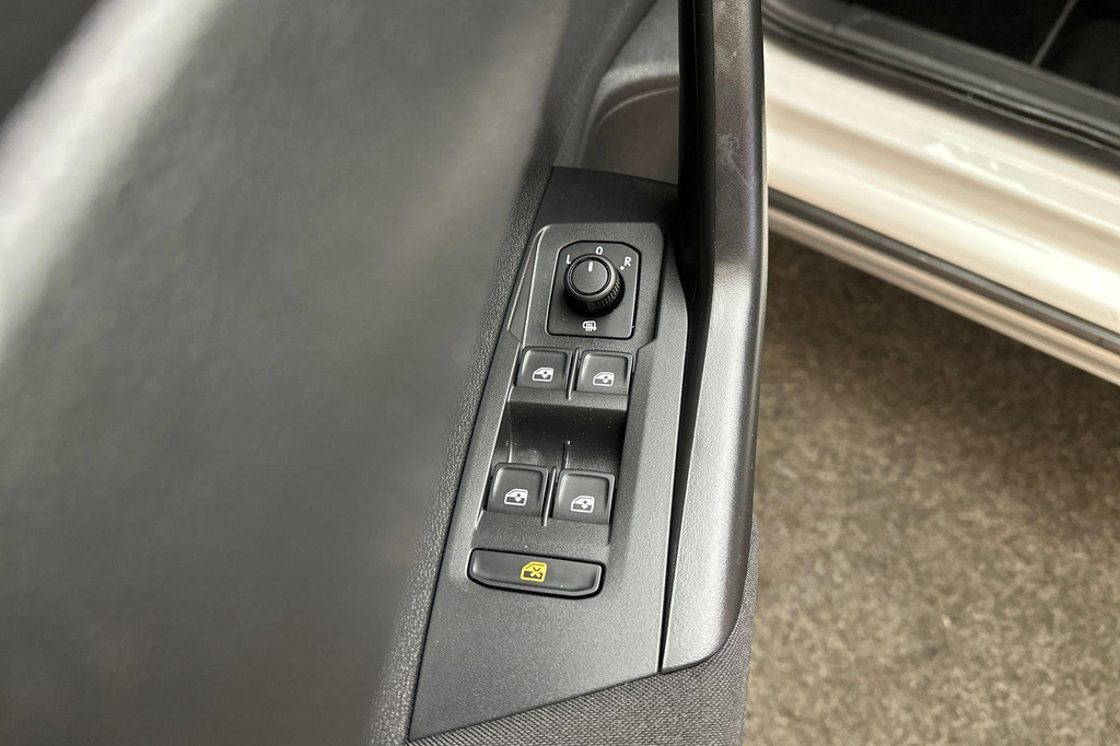 Volkswagen Taigo (T431BZ) met abonnement