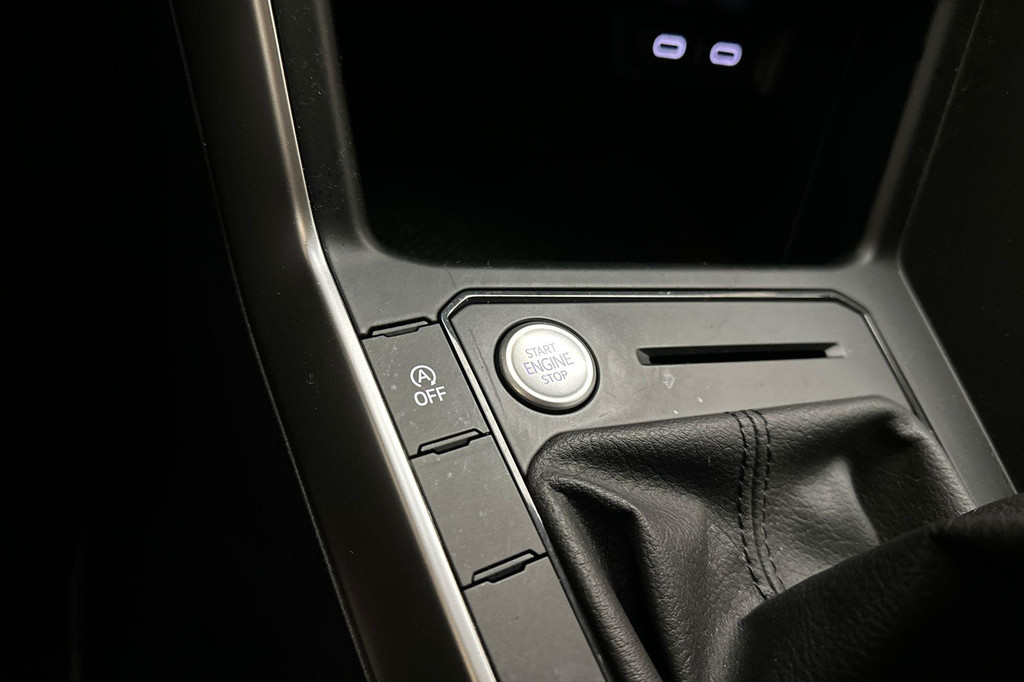 Volkswagen Taigo (T431BZ) met abonnement