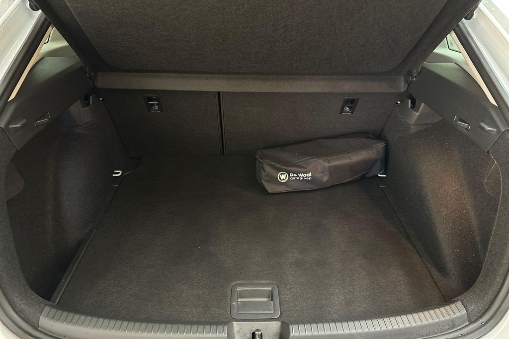 Volkswagen Taigo (T431BZ) met abonnement