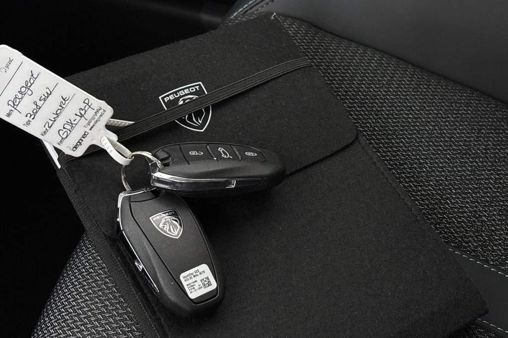 Peugeot 308 (GDX43P) met abonnement