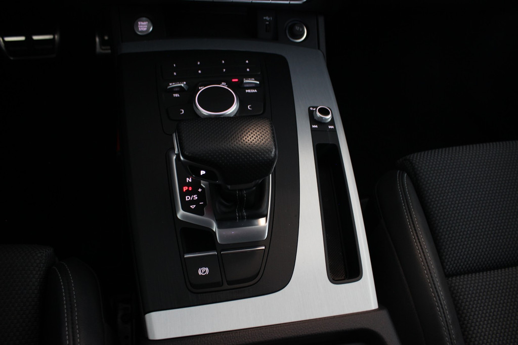 Audi Q5 (K820BF) met abonnement