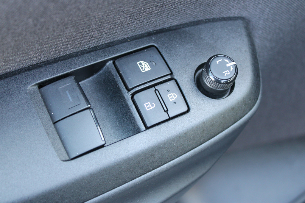 Toyota Yaris (T108VF) met abonnement