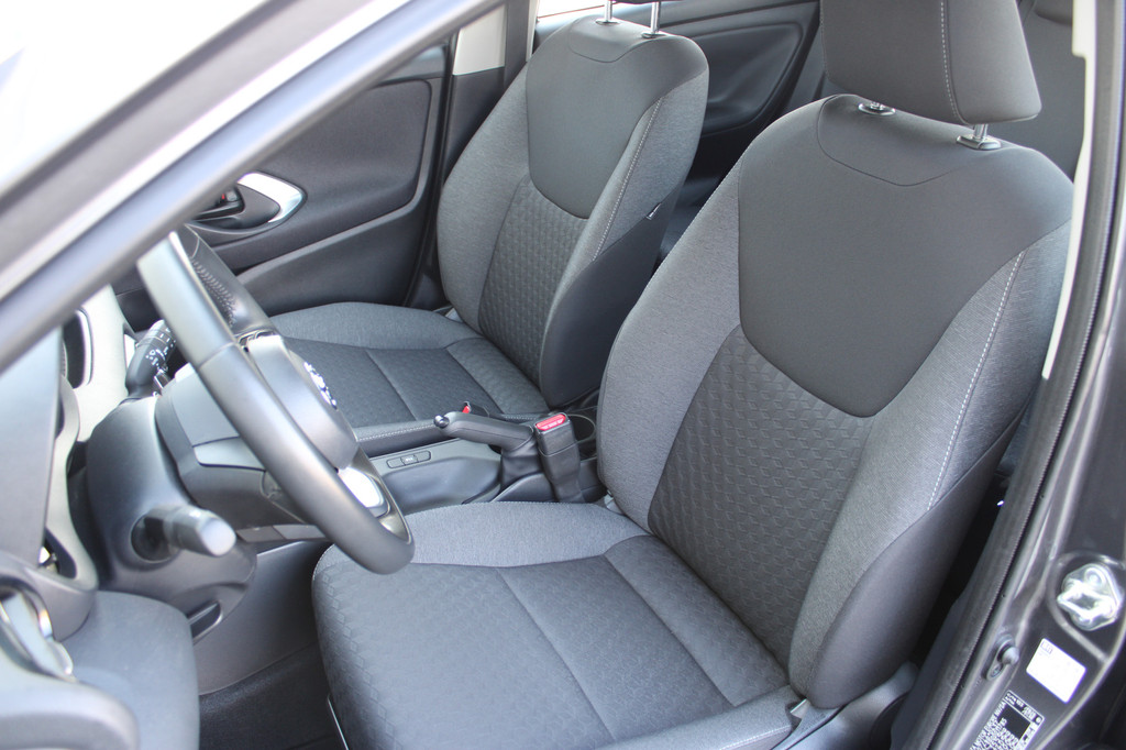 Toyota Yaris (T108VF) met abonnement