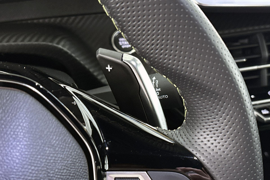 Peugeot 208 (HNB29J) met abonnement