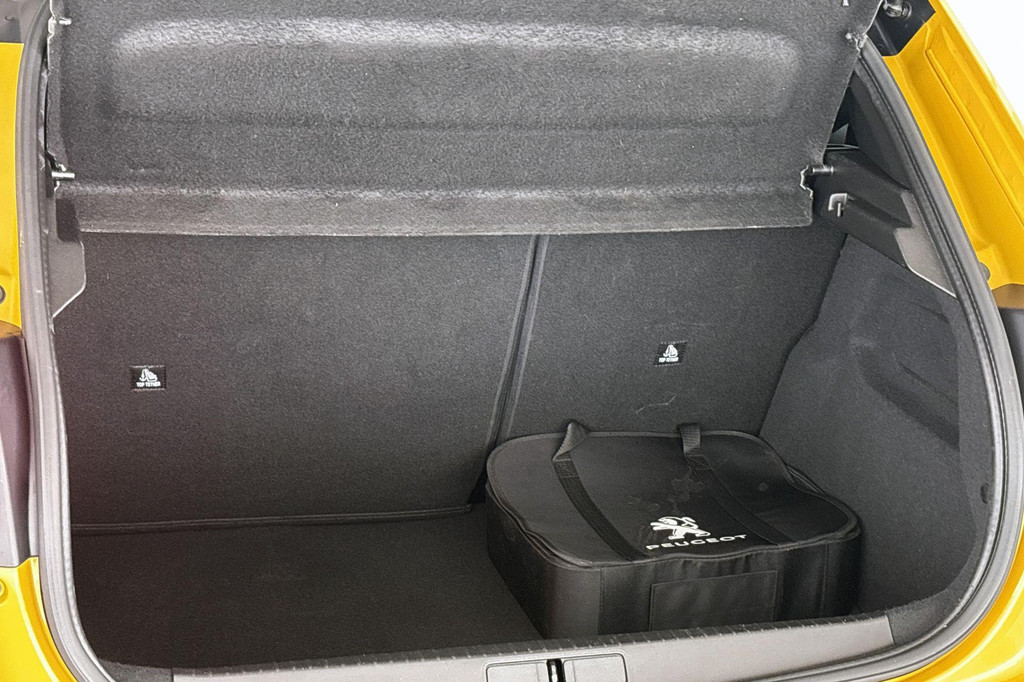 Peugeot e-208 (P176KP) met abonnement