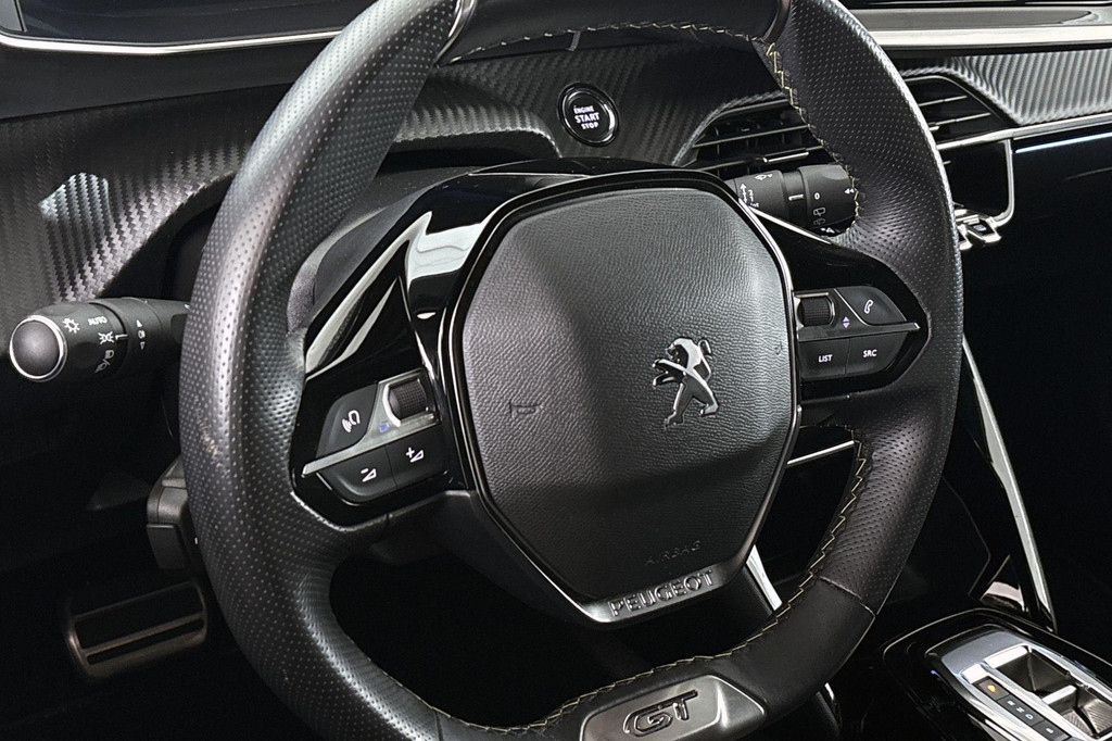 Peugeot e-208 (P176KP) met abonnement