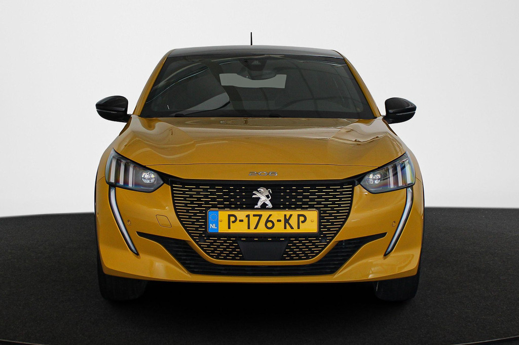 Peugeot e-208 (P176KP) met abonnement