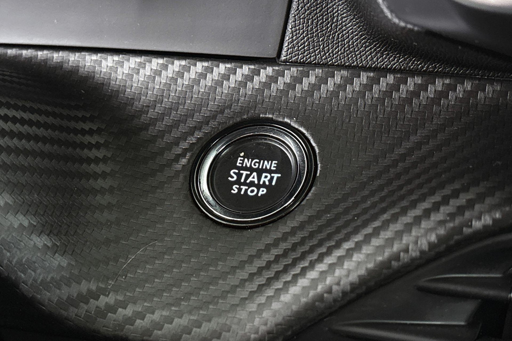 Peugeot e-208 (P176KP) met abonnement