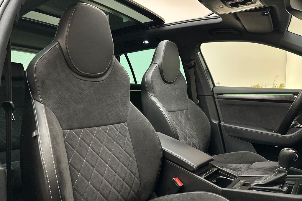 ŠKODA Superb (KDH18F) met abonnement