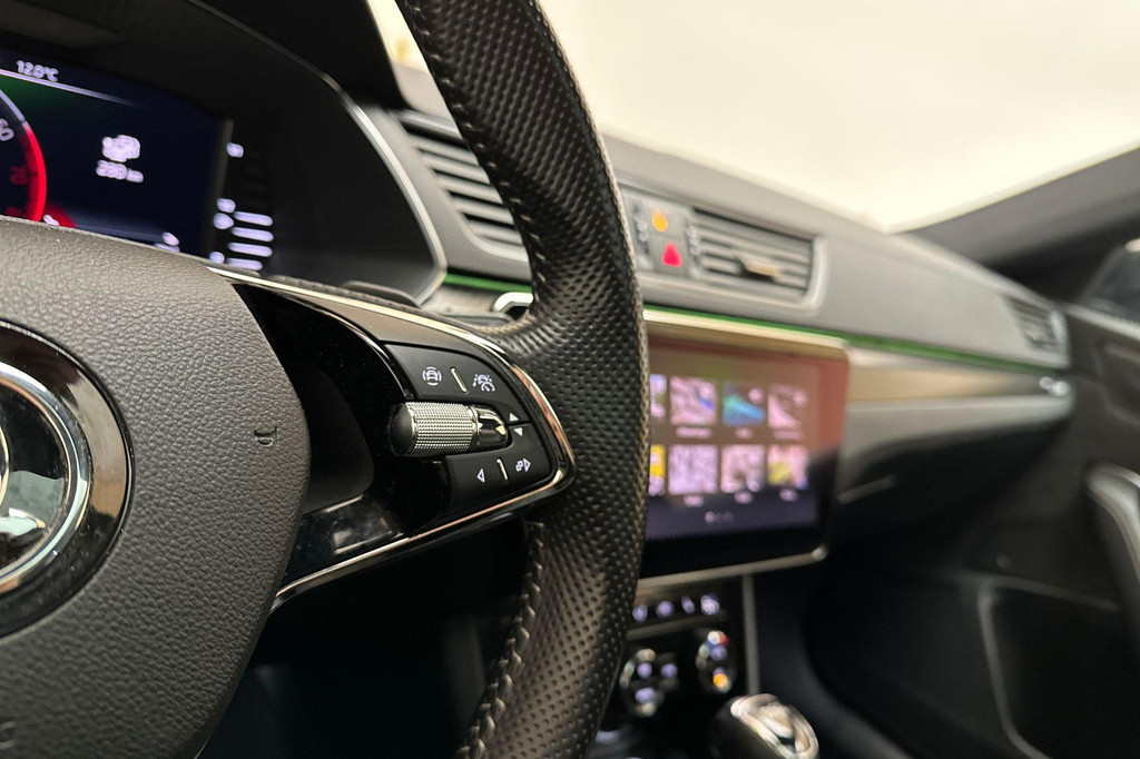 ŠKODA Superb (KDH18F) met abonnement