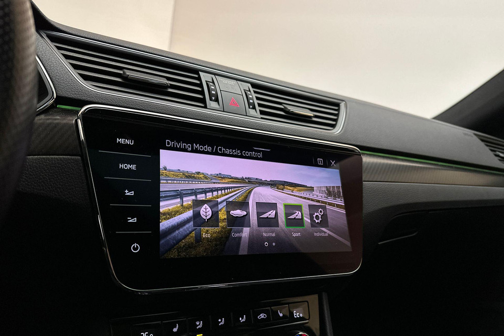 ŠKODA Superb (KDH18F) met abonnement