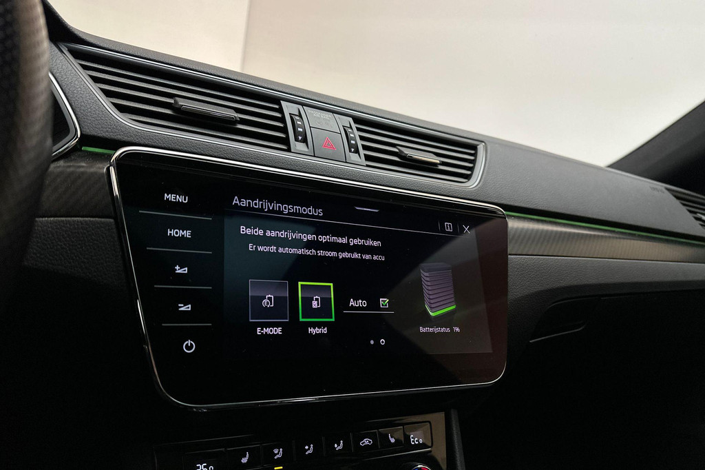 ŠKODA Superb (KDH18F) met abonnement