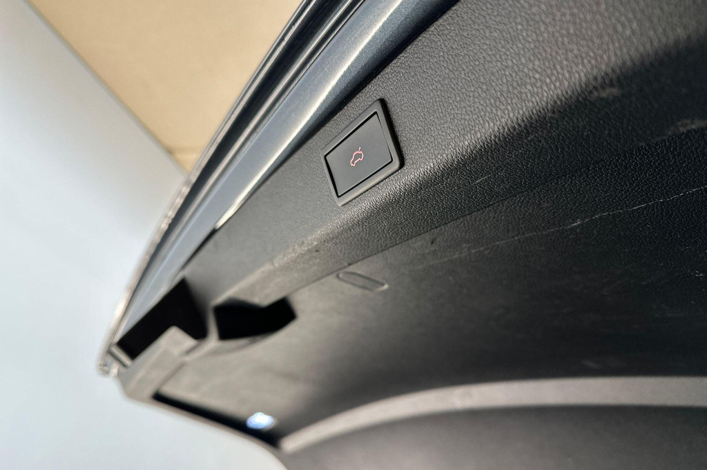 ŠKODA Superb (KDH18F) met abonnement