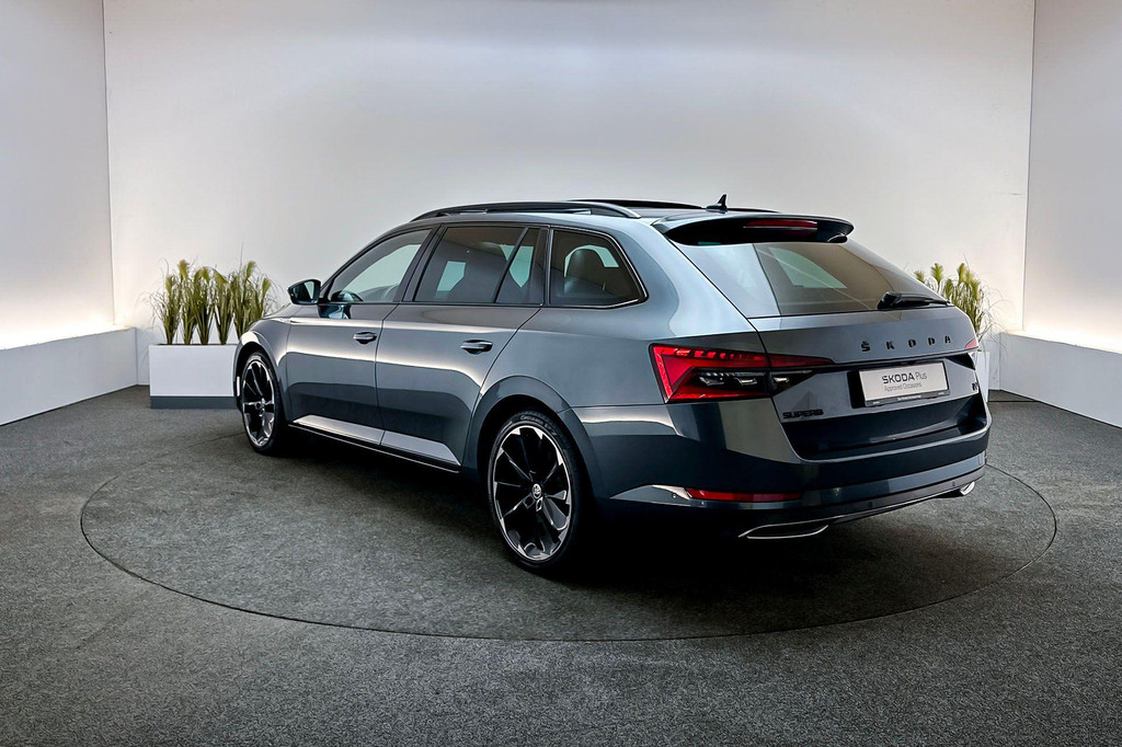 ŠKODA Superb (KDH18F) met abonnement
