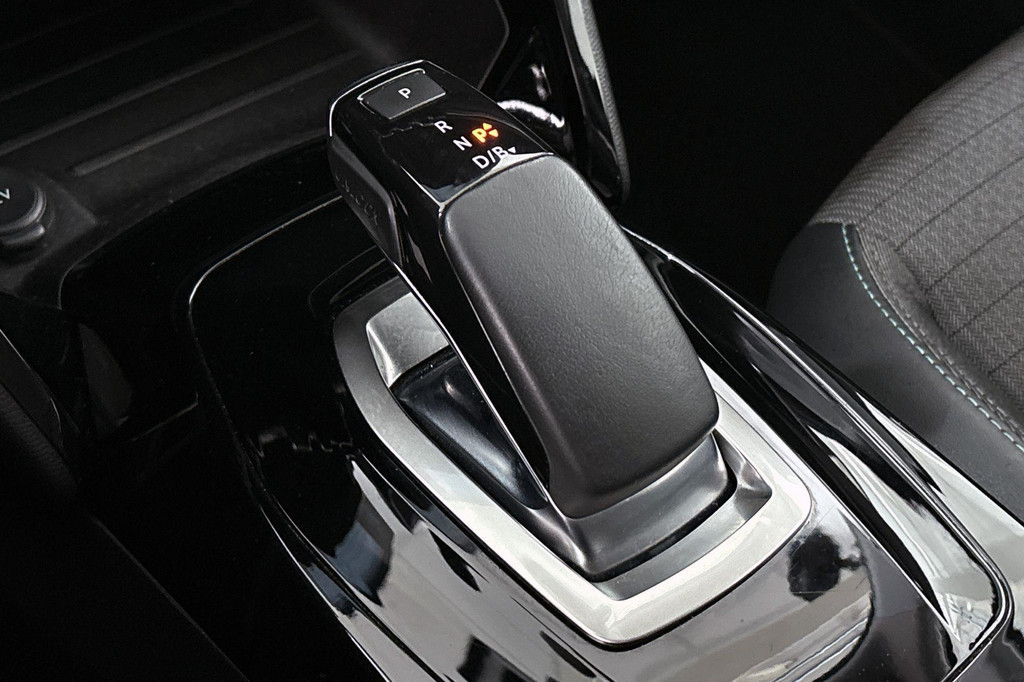 Peugeot e-2008 (K124XN) met abonnement