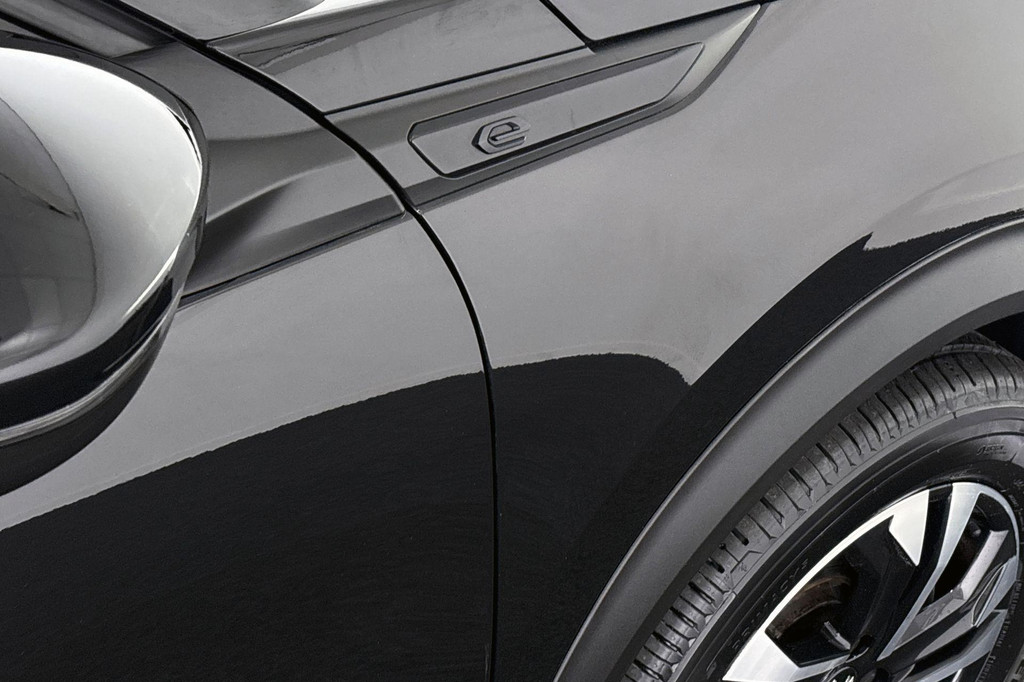 Peugeot e-2008 (K124XN) met abonnement