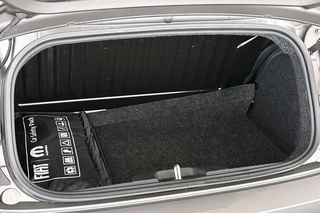 Fiat 500C (T037KP) met abonnement