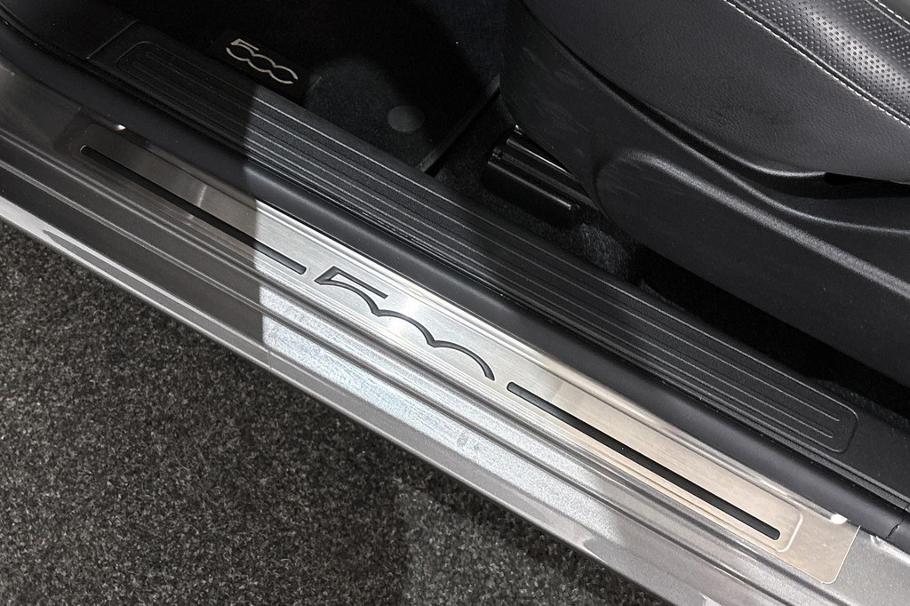 Fiat 500C (T037KP) met abonnement