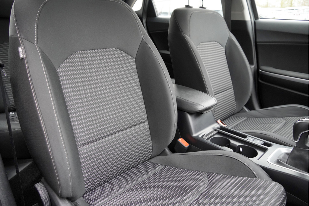 Kia Ceed (R535HV) met abonnement