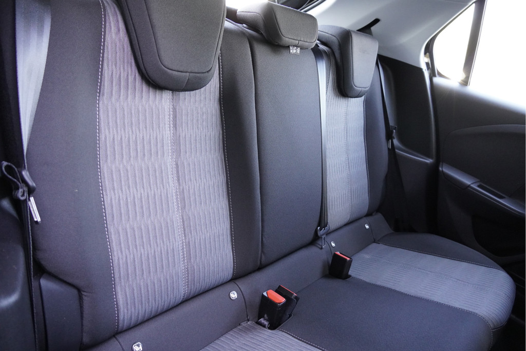 Opel Corsa (K583RP) met abonnement