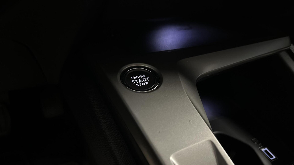 Peugeot 308 (R659DD) met abonnement