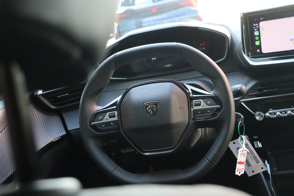 Peugeot 208 (KDP42V) met abonnement