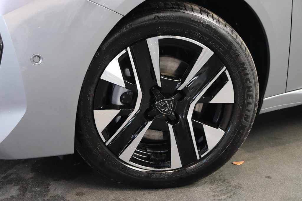 Peugeot 208 (KDP42V) met abonnement