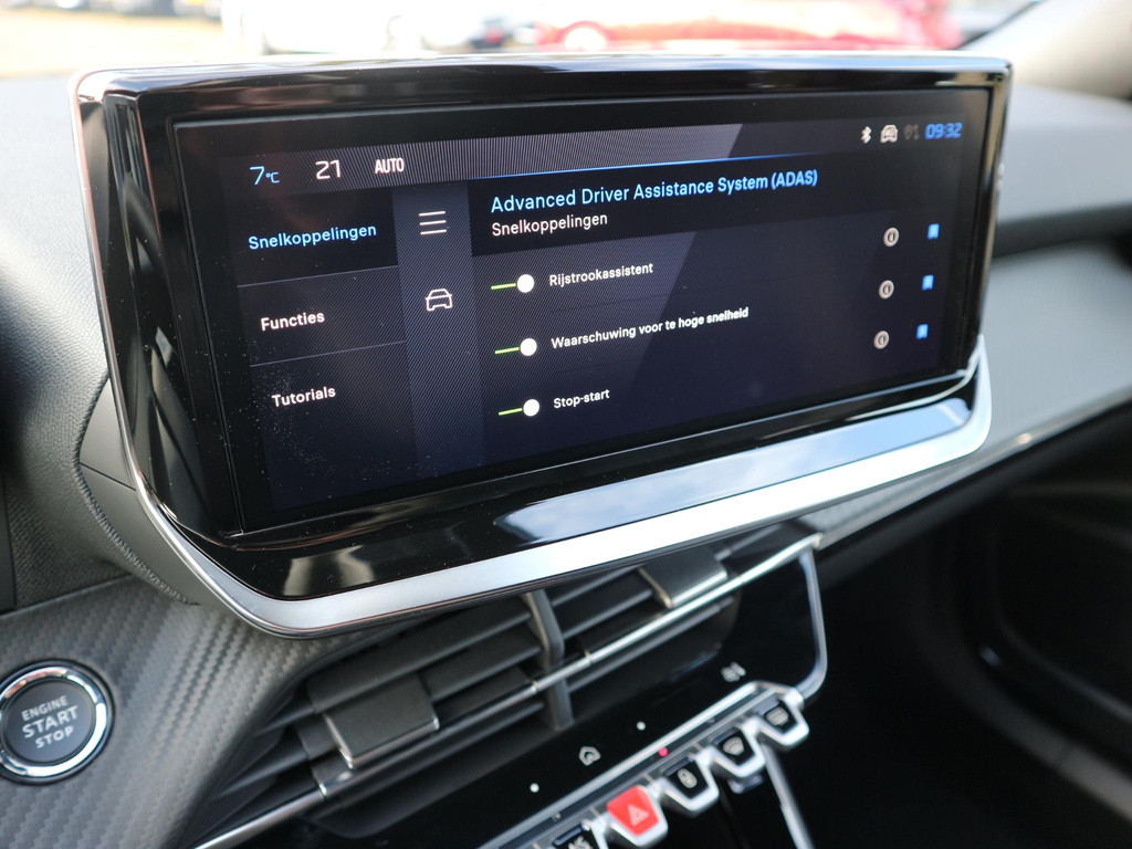 Peugeot 2008 (KDH08P) met abonnement