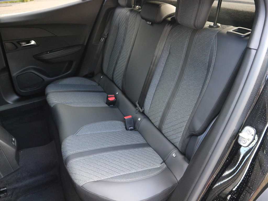 Peugeot 2008 (KDH08P) met abonnement