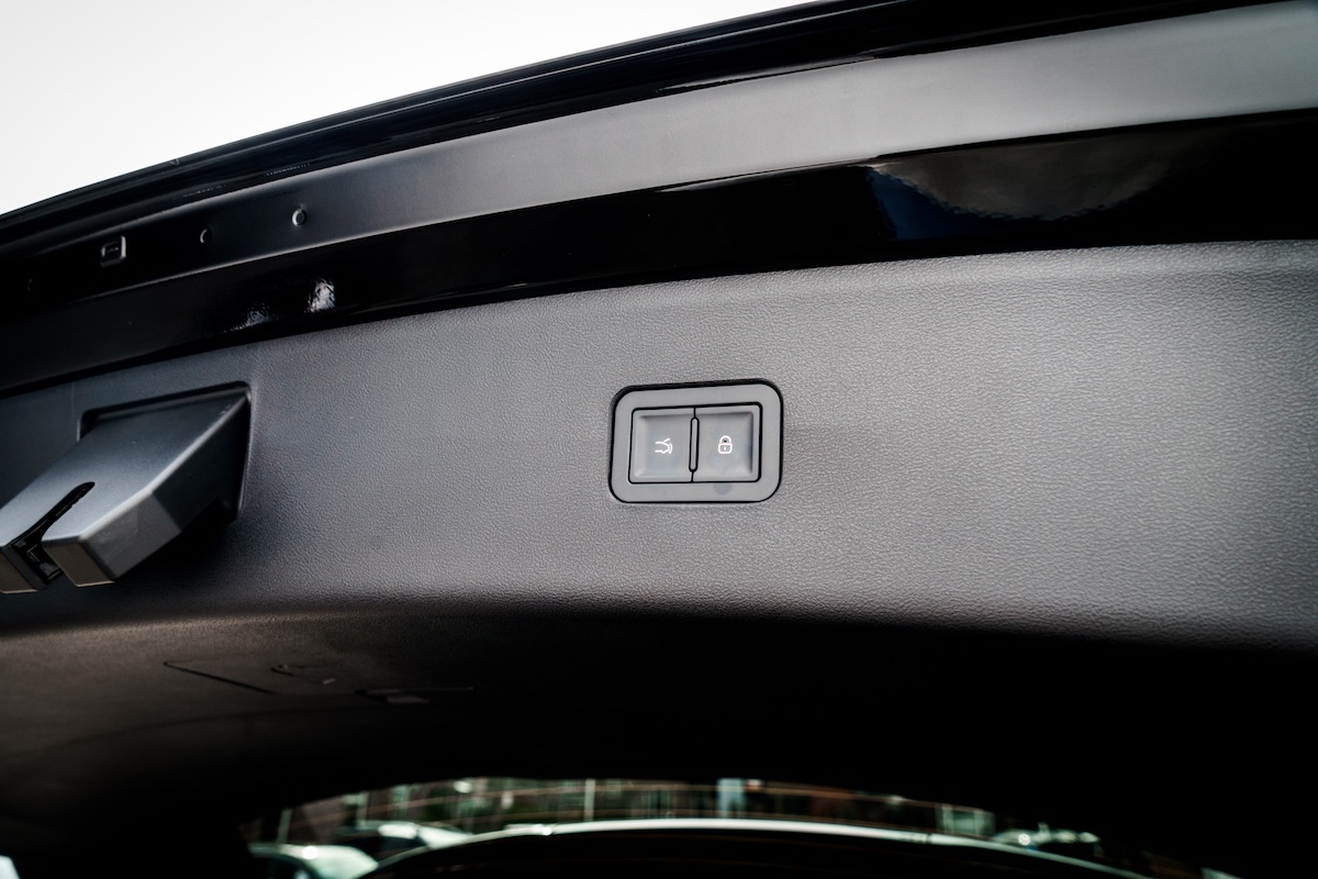 BYD SEAL 6 DM-I TOURING (JZG73Z) met abonnement