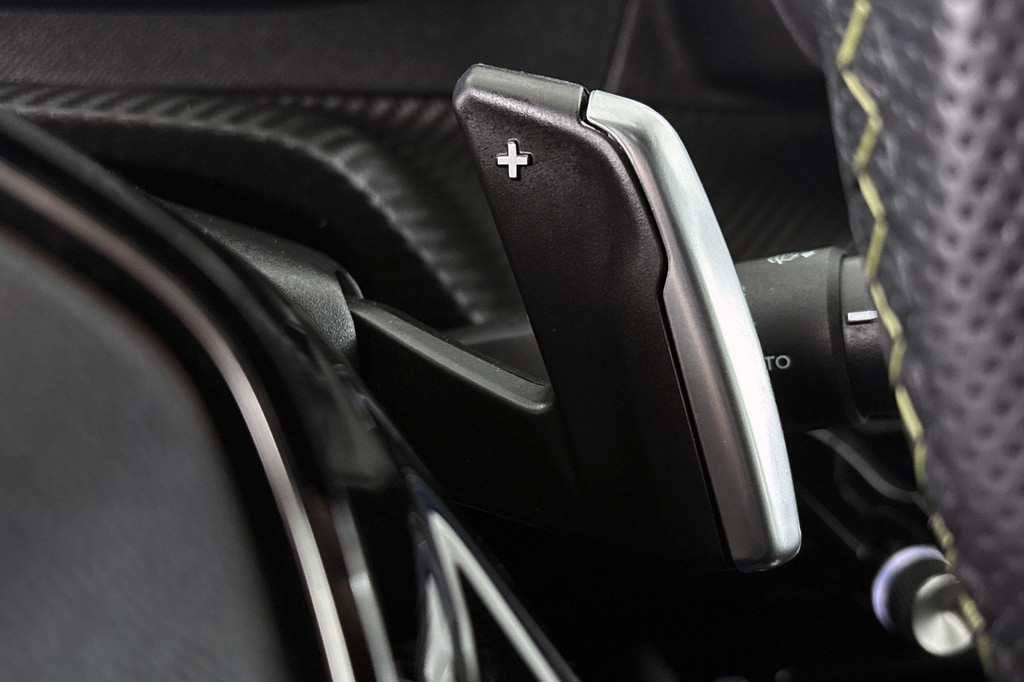 Peugeot 208 (HHB25H) met abonnement