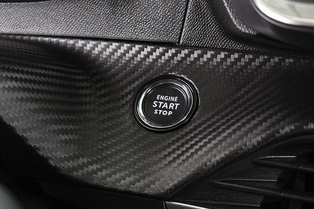Peugeot 208 (HHB25H) met abonnement
